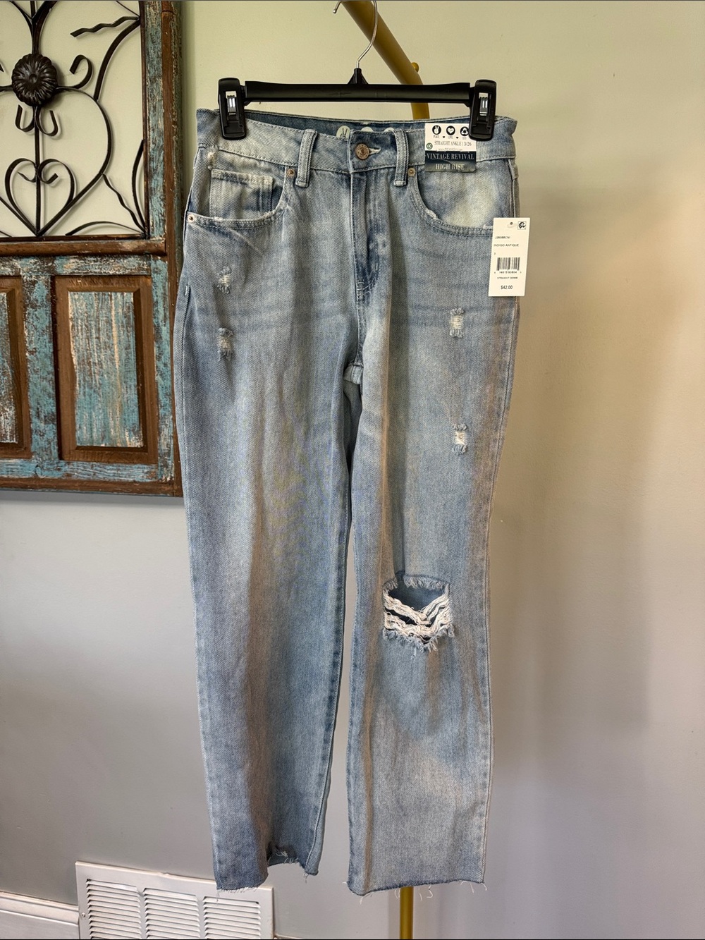 Rewash Light Blue Distressed Straight-Leg Jeans NWT 3/26